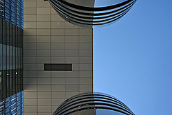Lueftungsoeffnung Parkhaus Rheinauhafen - Bernhard Saalfeld